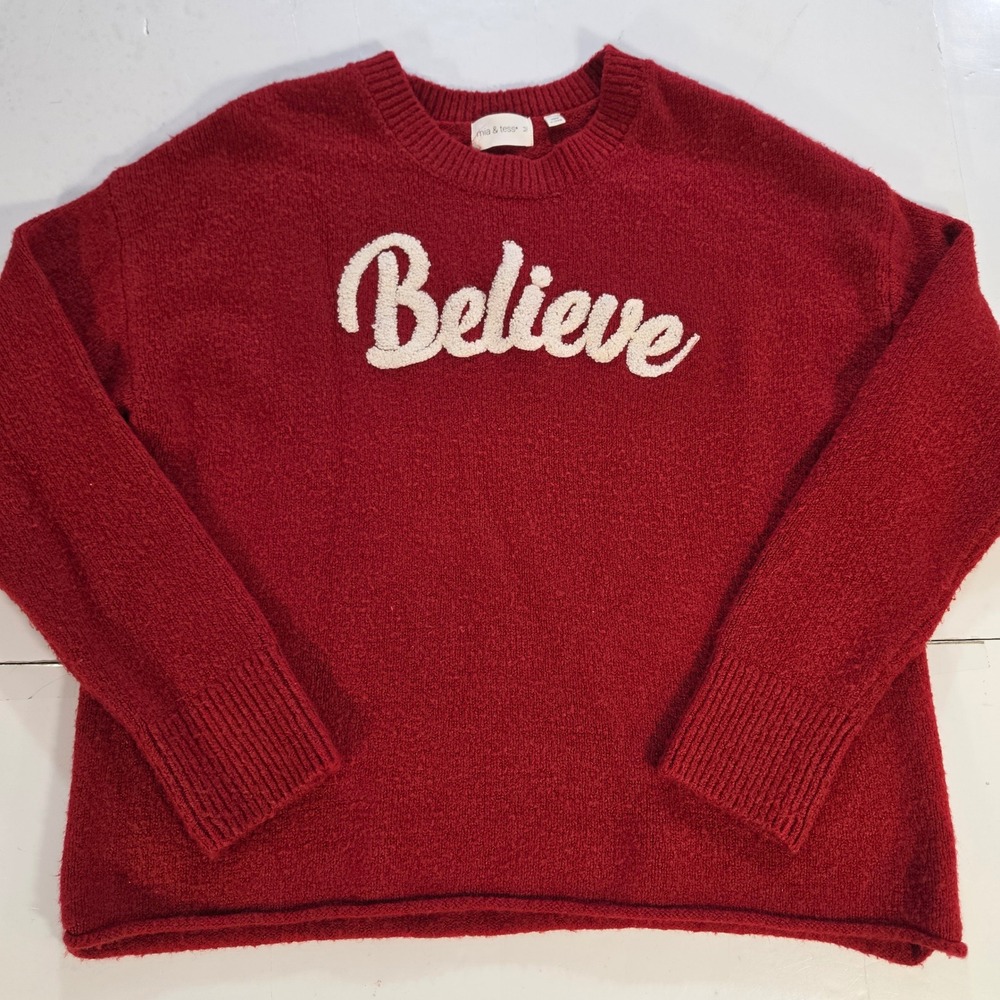 Mia & Tess Believe Red Boucle Chenille Patch Crewneck Sweater Medium